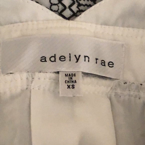 Adeline Rae Size Xs white lace dress with black stitching - Picture 6 of 8